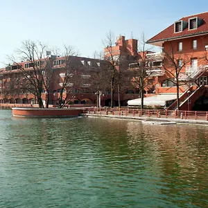https://nh-milano-2.it-lombardy.com